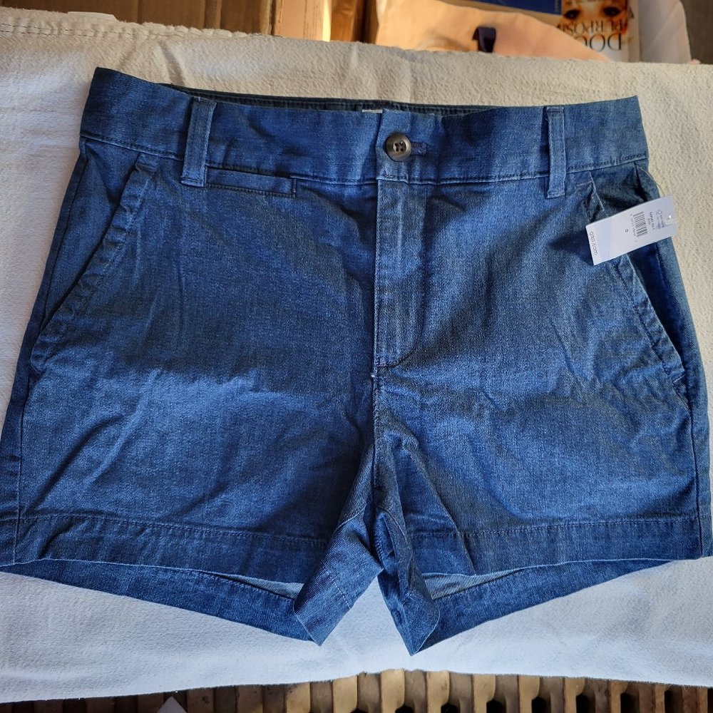 GAP Factory Shorts, NWT, size 0 - Picture 3 of 9